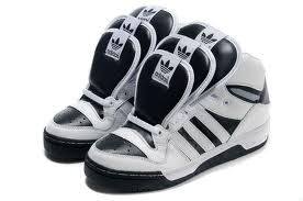 chaussure art annee 2000